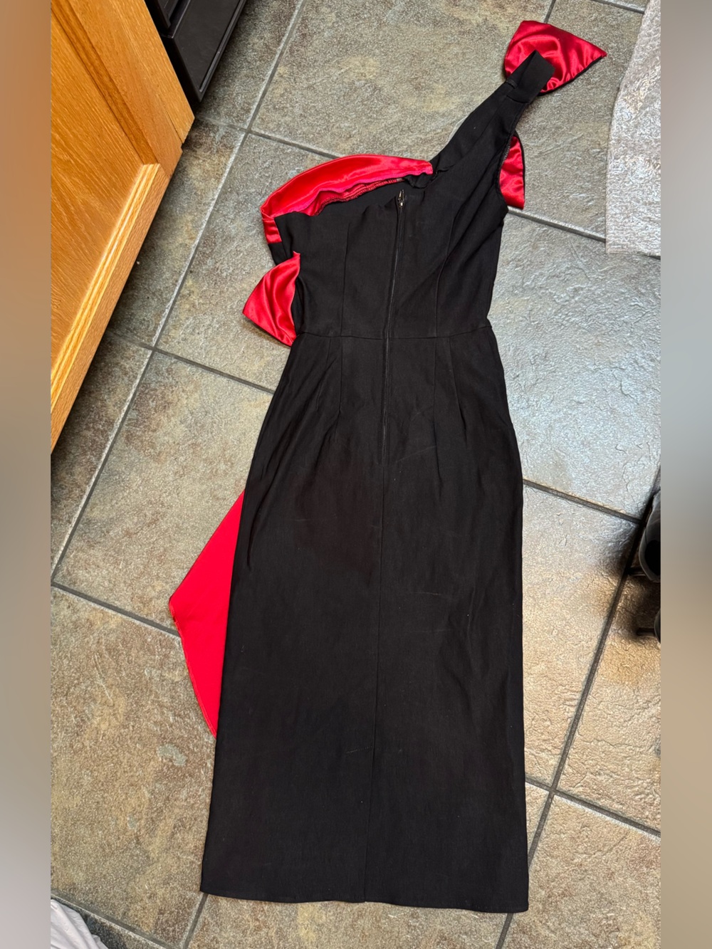 Stop Staring Black One-Shoulder Sheath Dress with Red Trim & Ruffle S - Picture 7 of 11